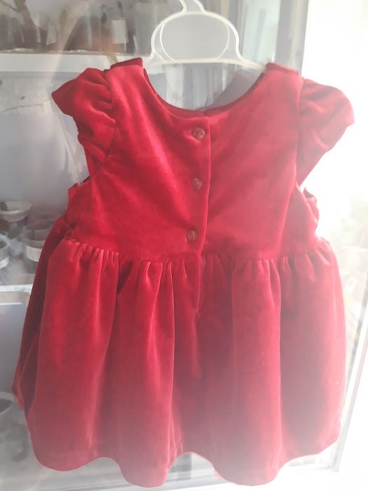 Ніжні святкові платтячка