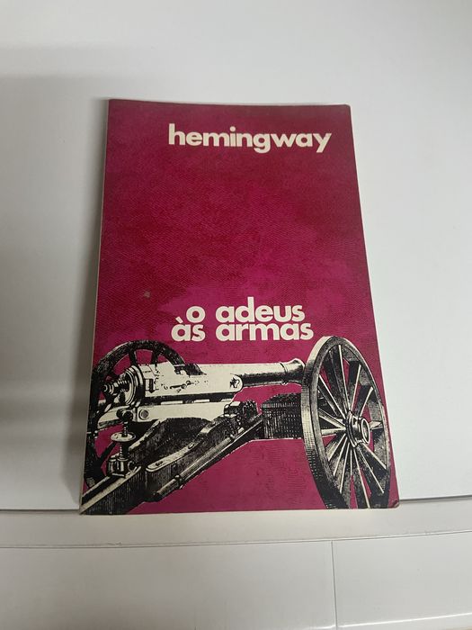 Livro adeus as armas