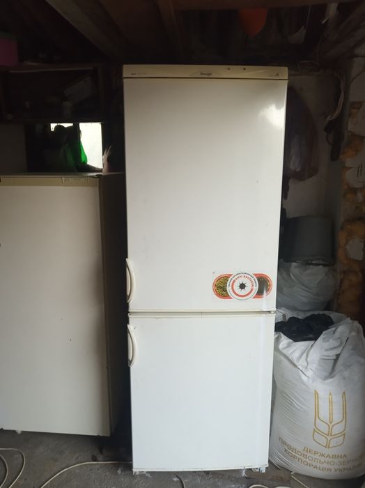 Холодильник вживаний, робочий