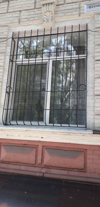 Решётки на окна.