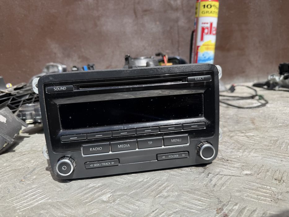 1k0035186an магнитофон магнитола Гольф 5 volkswagen golf 2008 год