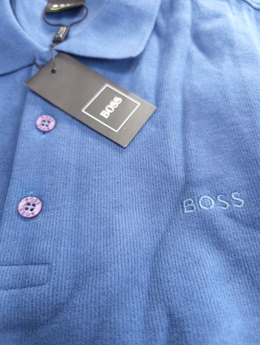 Sprzedam męską bluzę polo niebieską Boss rozmiar XL