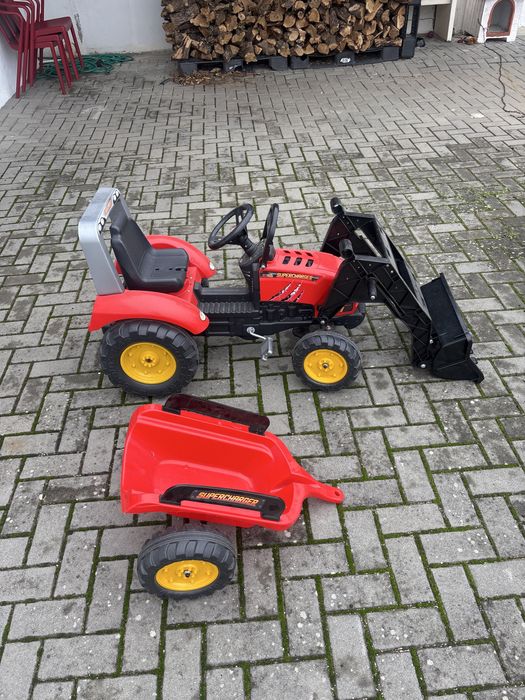 Trator crianca como novo