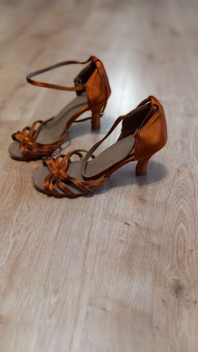 Buty do tanca latino karmel / czarne