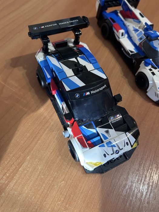 LEGO Speed Champions 76922 BMW M4 GT3 & BMW M Hybrid V8.