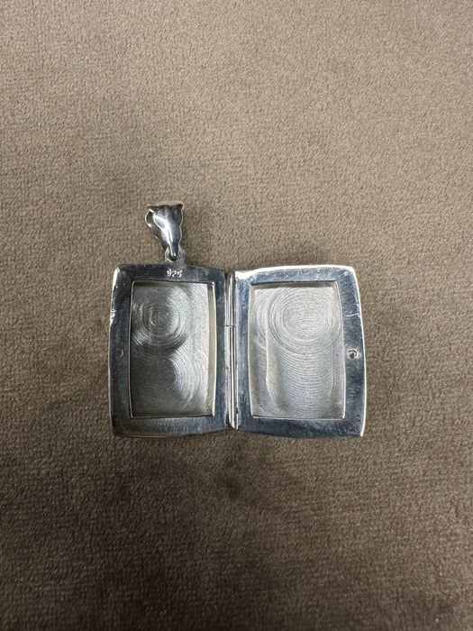 Medalha memoria / segredo em prata