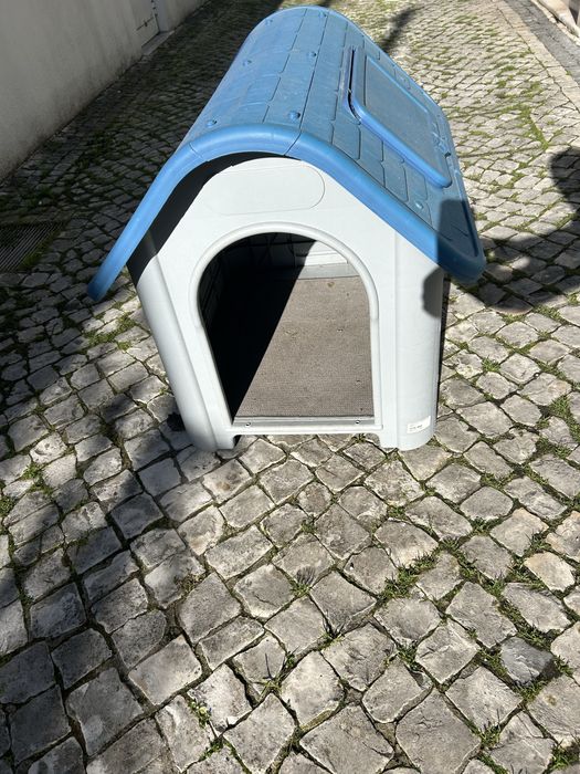 Casota de plástico - Tamanho Médio Grande