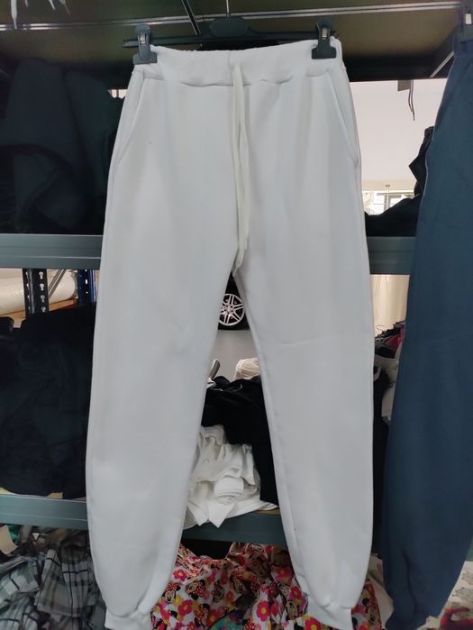 Calça fato treino 5,50 Euros.                Só para REVENDA/por