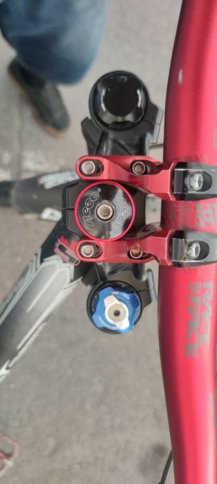 Rock shox Boxxer R2C2 Cl 2014r 200mm