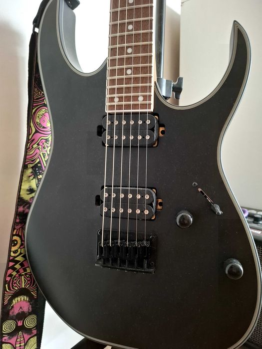Gitara elektryczna Ibanez RG421 bkf z zestawem