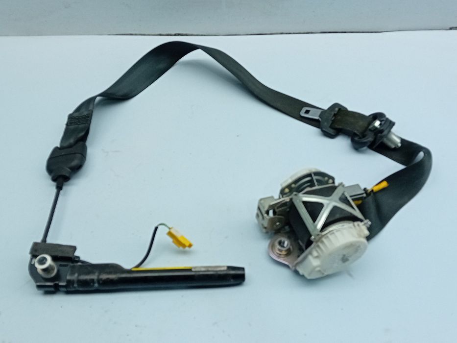 Pré-tensor cinto frente direito FORD Ka (RU8)