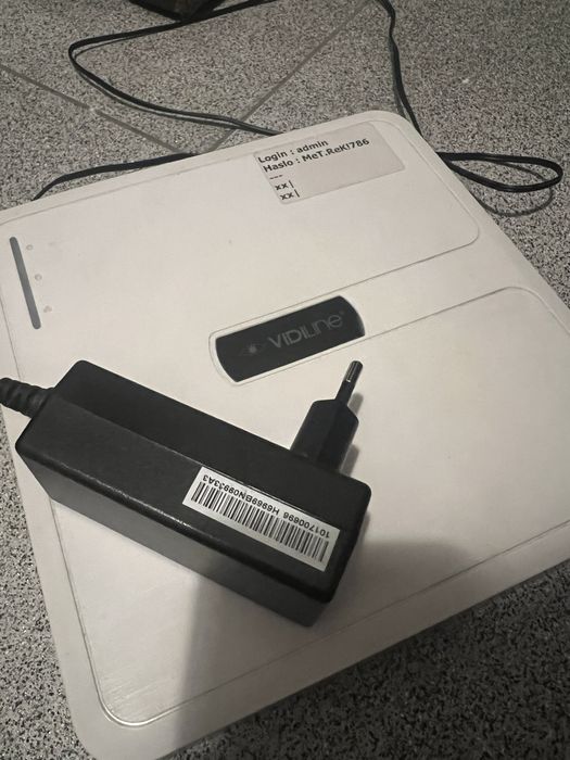 Cały system monitoring, 4 kamery, kable i myszka