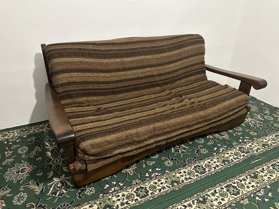 Диван, Ліжко, тумби приліжкові, спальня