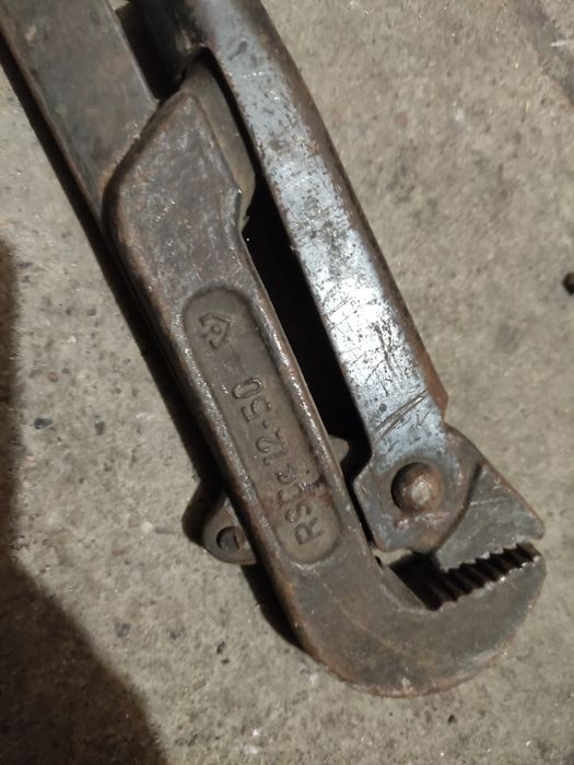 Klucz PRL solidny francuz