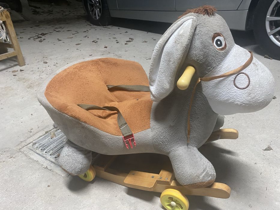 Carro baloico criança