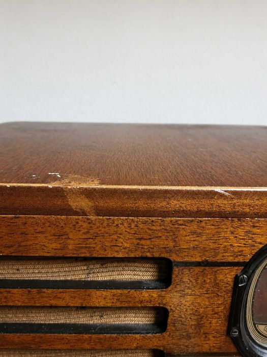 Rádio Vintage em Madeira – Philco | Made in U.S.A.