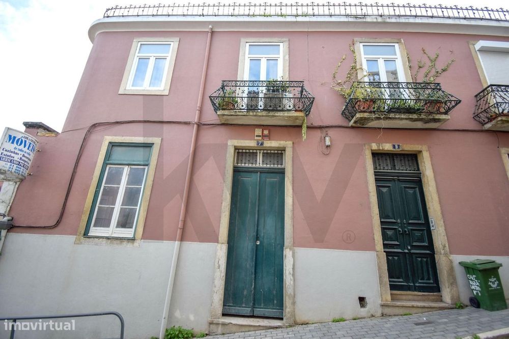 Excelente Loft no Beato - Único, para obras, com elevado potencial