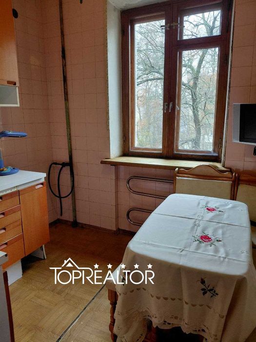 Продаж 3-кімнатної квартири на проспекті Героїв Харкова 198/1