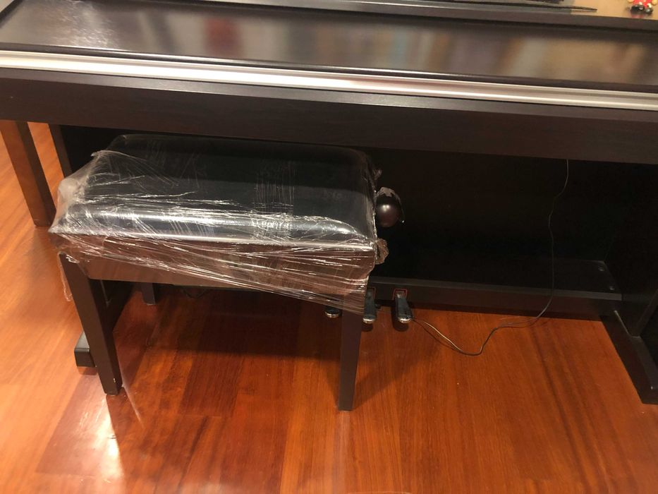 Piano Yamaha ARIUS YDP-135