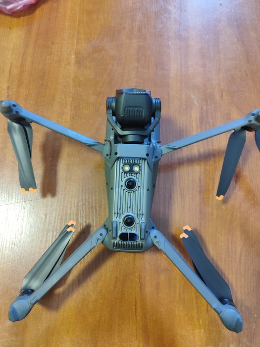 Мавік 3 про (наліт 29хв)