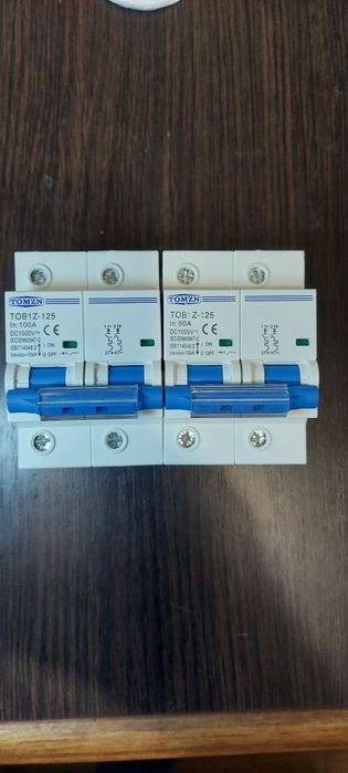 Автоматичний вимикач TOMZN 2P 1000V DC 80A 100A