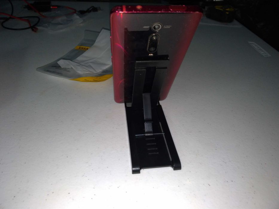 Suporte flexível para smartphone