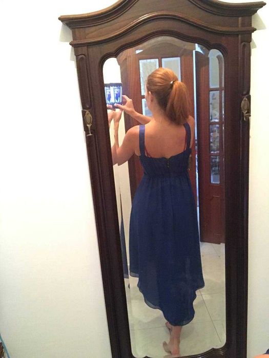 Vestido de noite de chiffon azul escuro