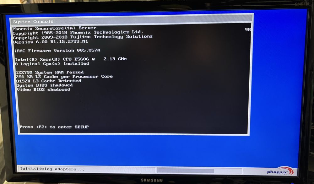 Serwer Fujitsu Primergy TX200 S6