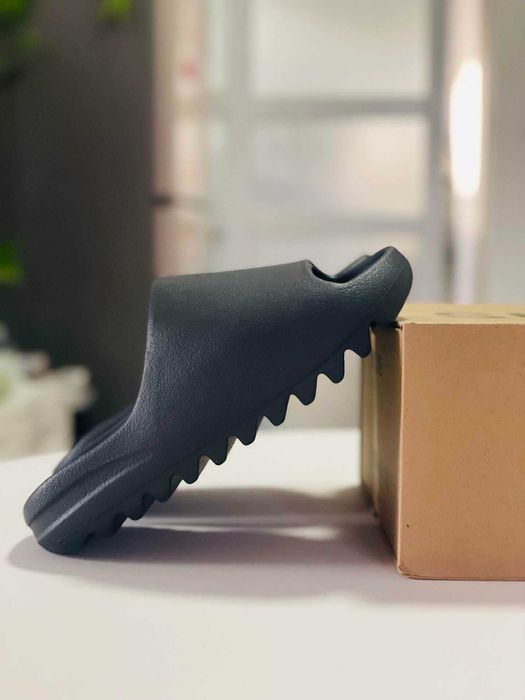 Adidas Yeezy Slide Onyx R.38