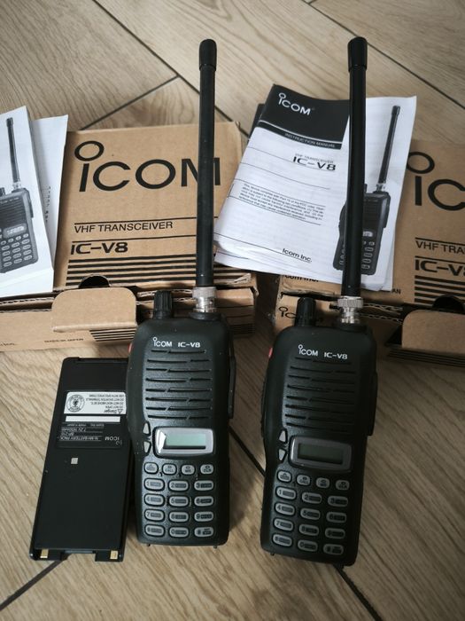 Радіостанції Icom ic - v8 2 штуки japan