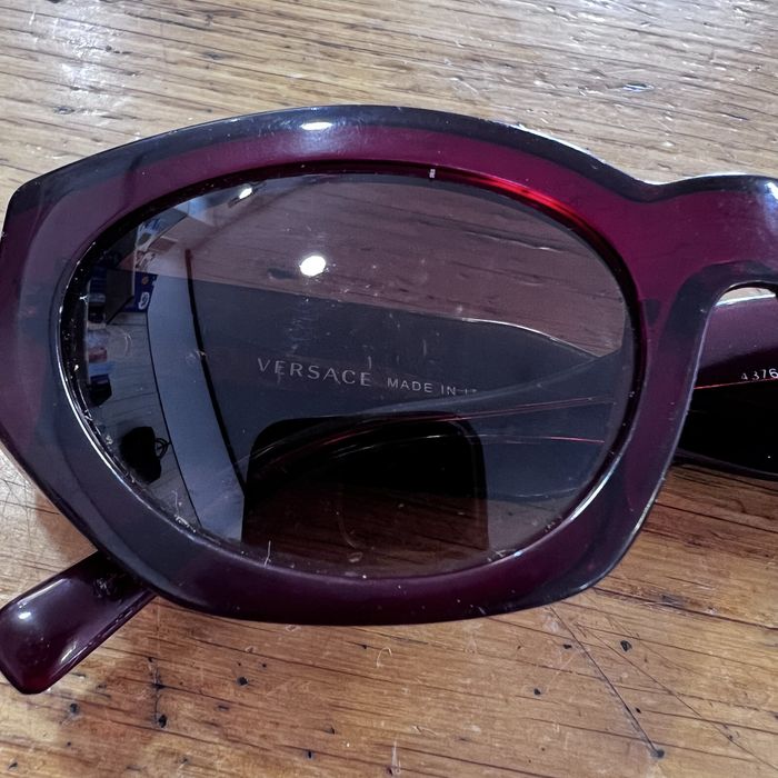 Óculos sol VERSACE VE 4376B c/ falhas