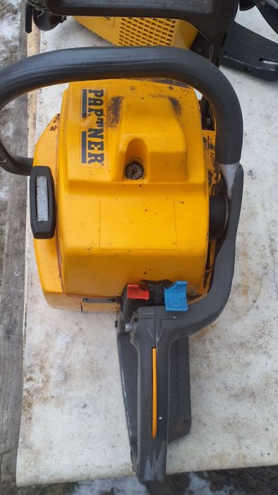 Професійні бензопили Партнер 700