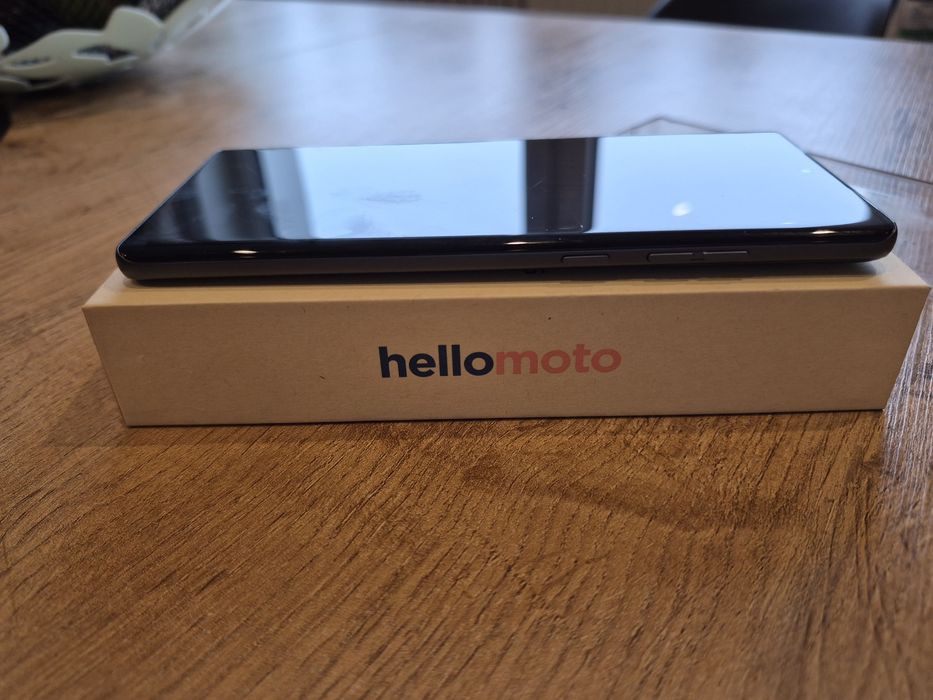 Telefon Motorola G85