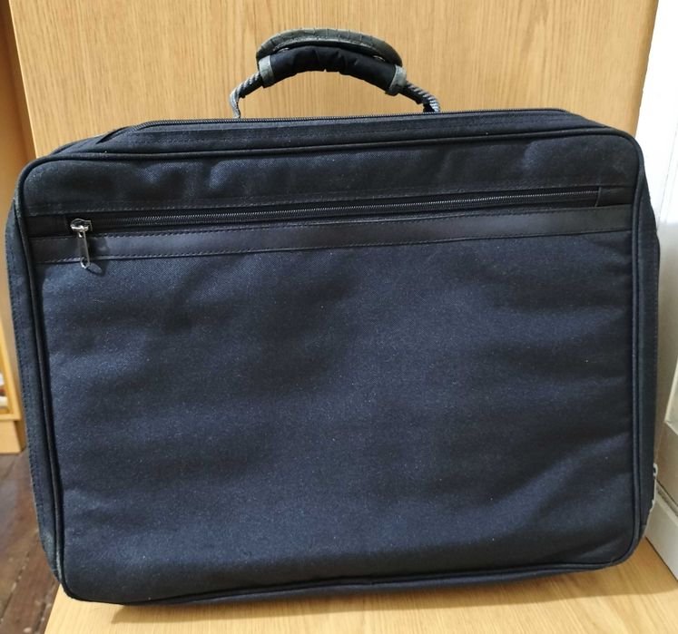 Mala preta para portátil, portes de envio incluídos