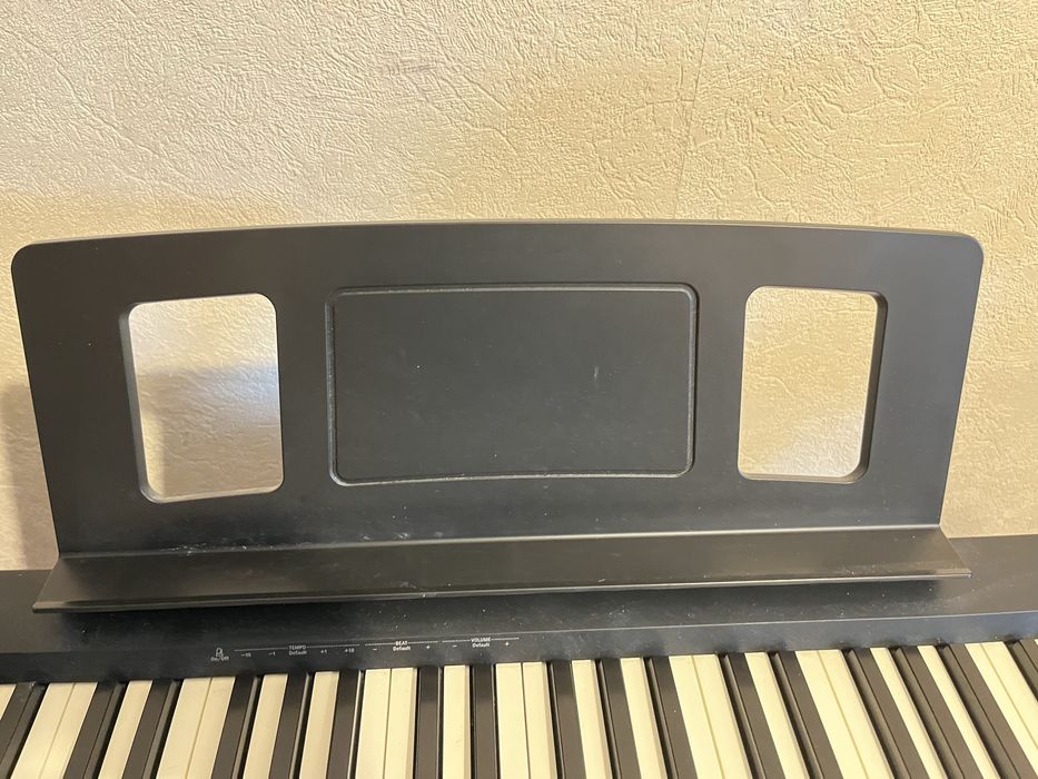 цифрове піаніно roland FP-10
