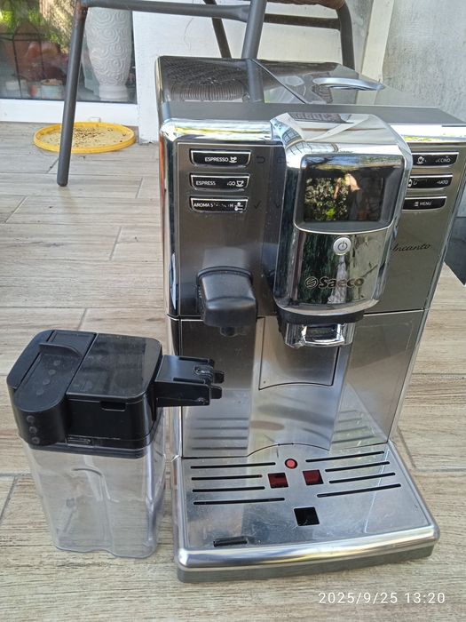 Кавоварка Saeco incanto