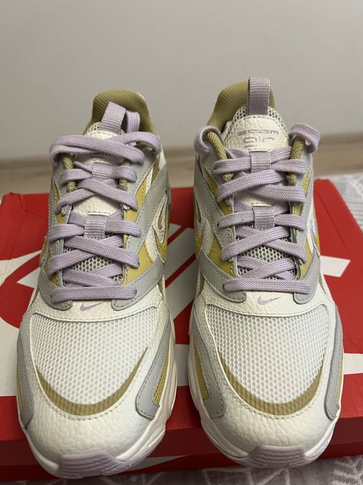 Продам нові кросівки Zoom Air Fire