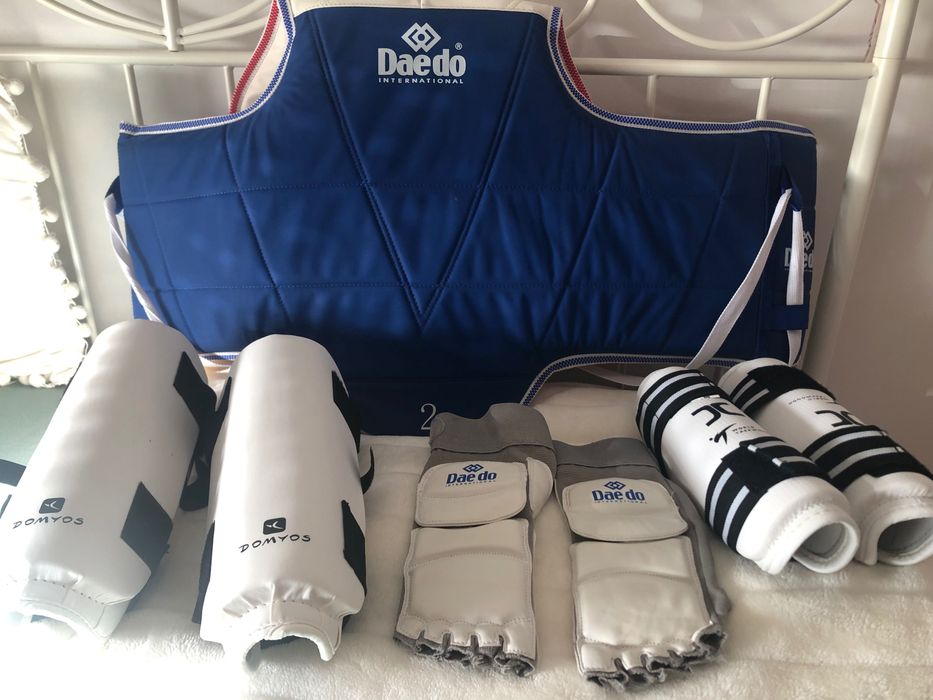 Equipamento de proteção de taekwondo