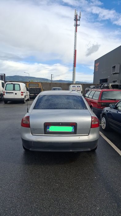 Audi A6 sedan 2.5 tdi para peças