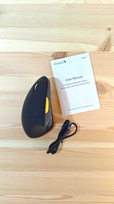 Rato Ergonómico Vertical ProtoArc EM13 - Canhotos | Wireless + Bluetooth