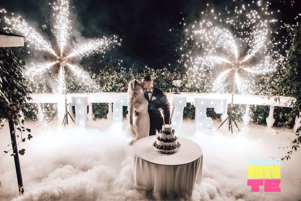 Wiatraki iskier | Ciężki dym | Pierwszy taniec i tort weselny Fontanny