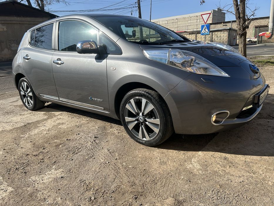 Nissan Leaf 24 kWt Tekna