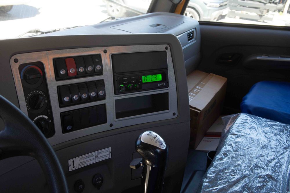 Автокран XCMG QY25K5D