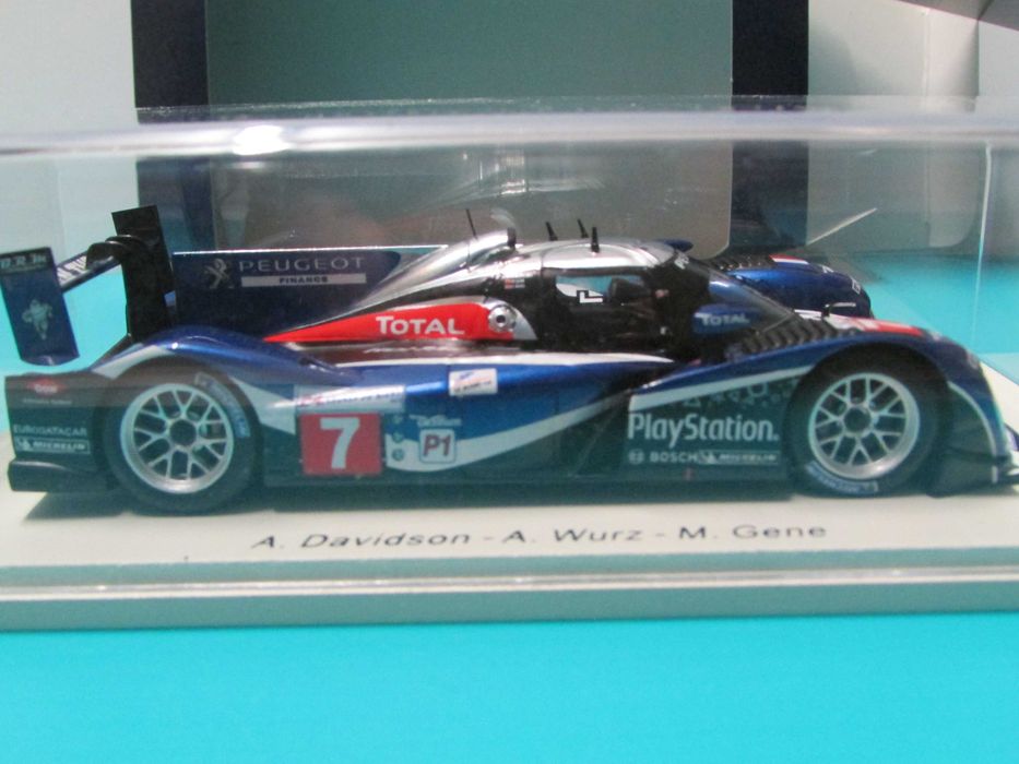 Peugeot 908 #7 - 24h Le Mans 2011 - Spark 1/43