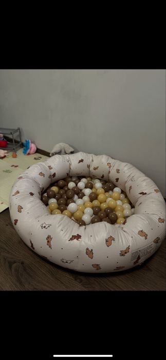 Басейн з кульками /сухий басейн (бассейн с шариками/мячиками)