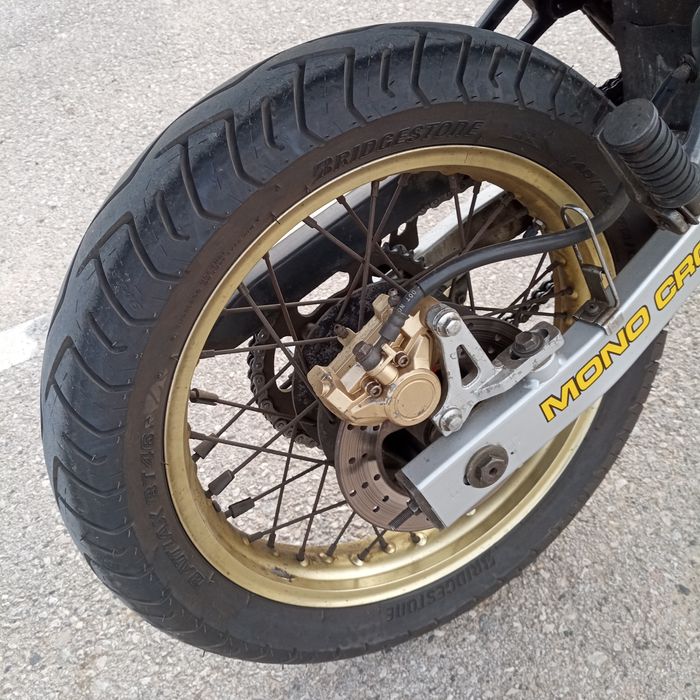 Yamaha TDR 250 para venda.