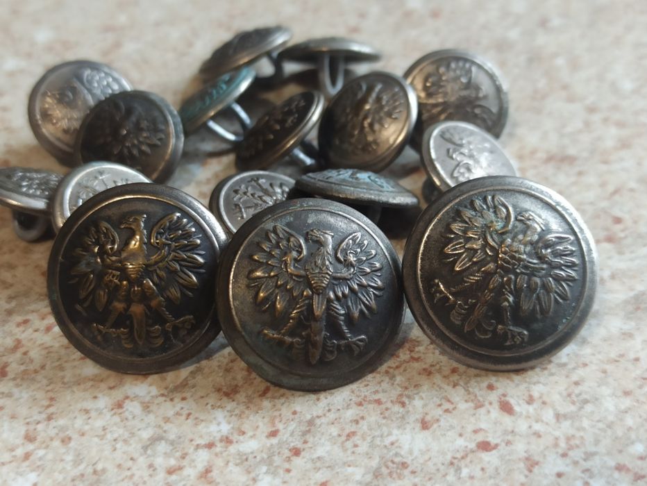 Guziki orzeł b.k. LWP"Kurice" alpaka. 16szt