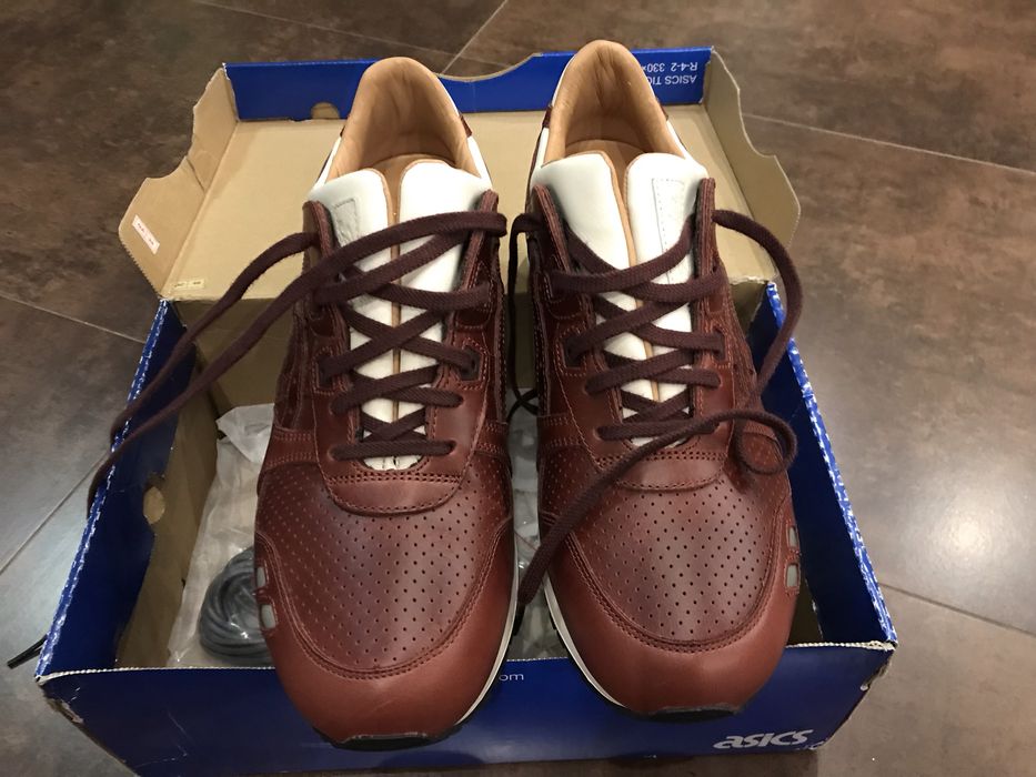 Кросівки Asics