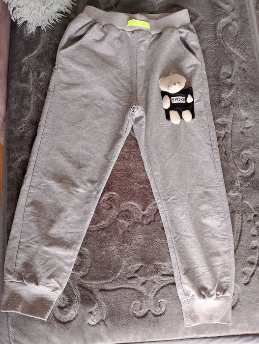 Spodnie chłopięce 122 nowe