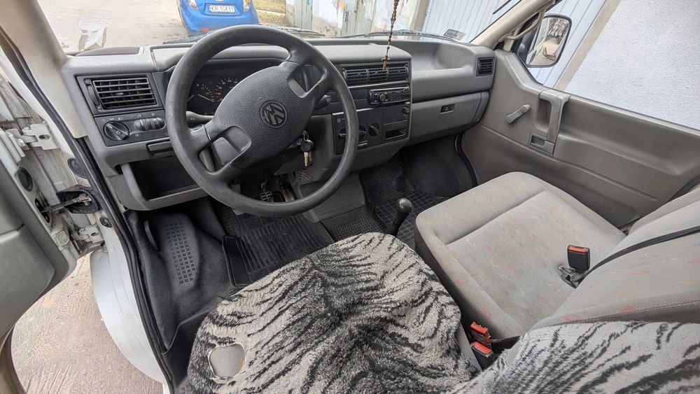 VW T4 bezwypadkowy lakier oryginał